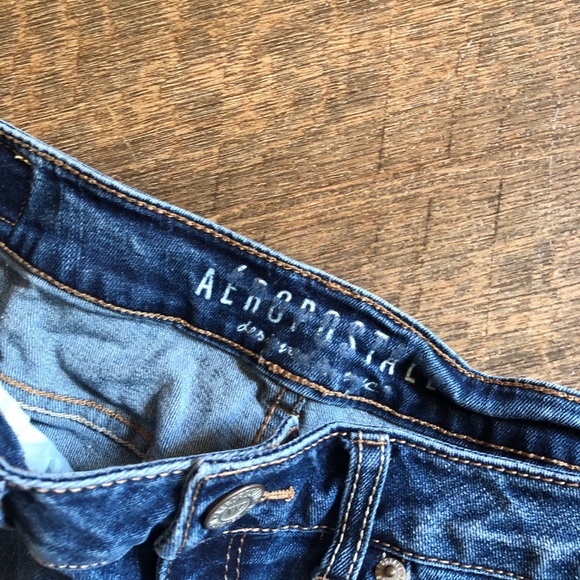 Aeropostale jean shorts with rips - Picture 3 of 4
